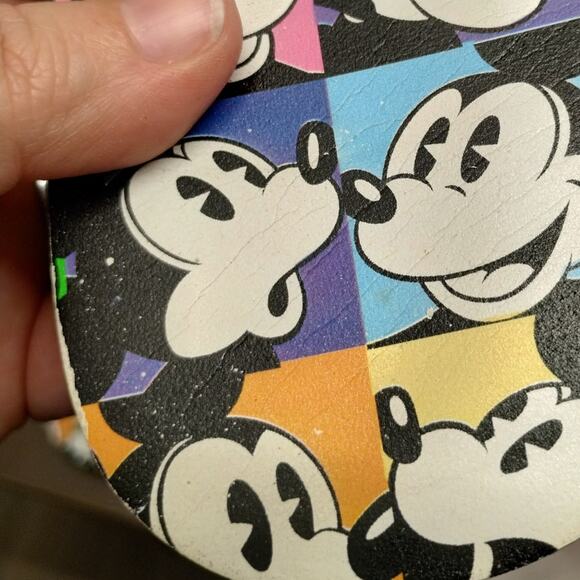 Disney Parks Womens Size Large (9-10) Color Block Mickey Mouse Flip-Flop Sandals - Picture 3 of 8